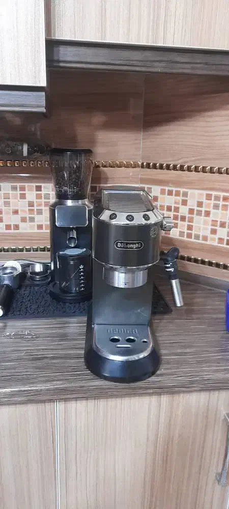 اسپرسوساز دلونگی 685|سماور، چایساز، قهوهساز|پیشوا, |دیوار