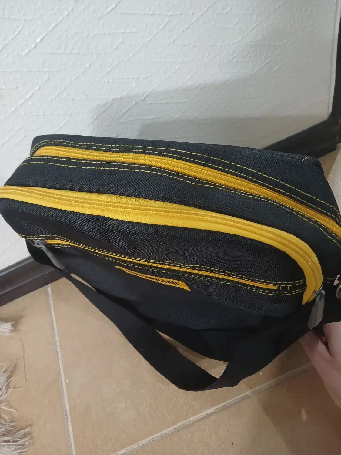 کیف دانشجویی اصل کاترپیلار|کیف، کفش، کمربند|شاهینشهر, شهرک گلدیس|دیوار