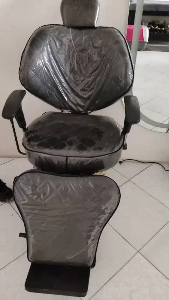 فروش تخت فیشیال و صندلی اصلاح مشتری سالن زیبایی|آرایشگاه و سالن‌های زیبایی|پردیس, فاز ۲|دیوار