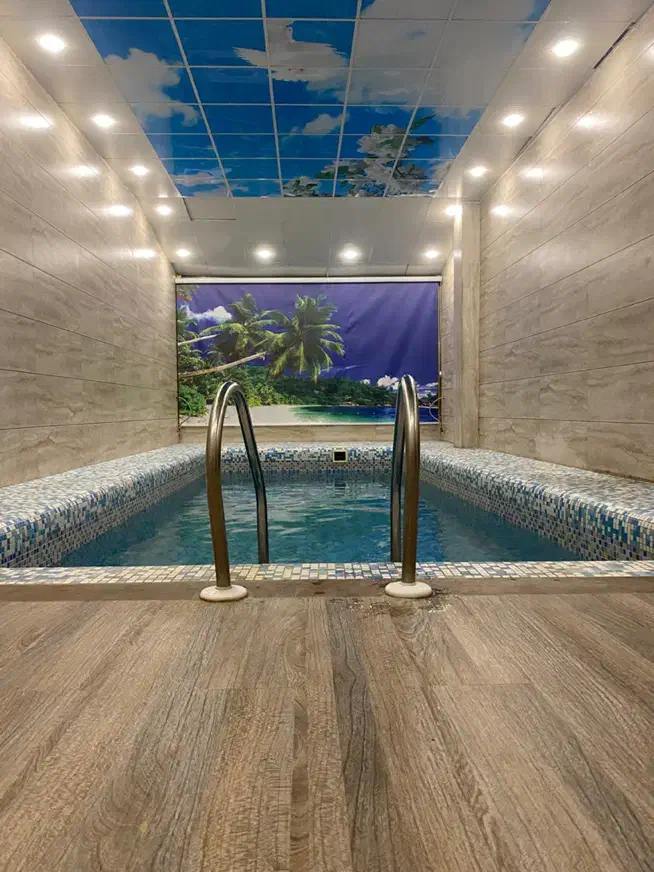 اجاره باغ ویلا استخر آب گرم شاندیز (امام رضا)|اجارهٔ کوتاهمدت ویلا و باغ|مشهد, وکیلآباد|دیوار