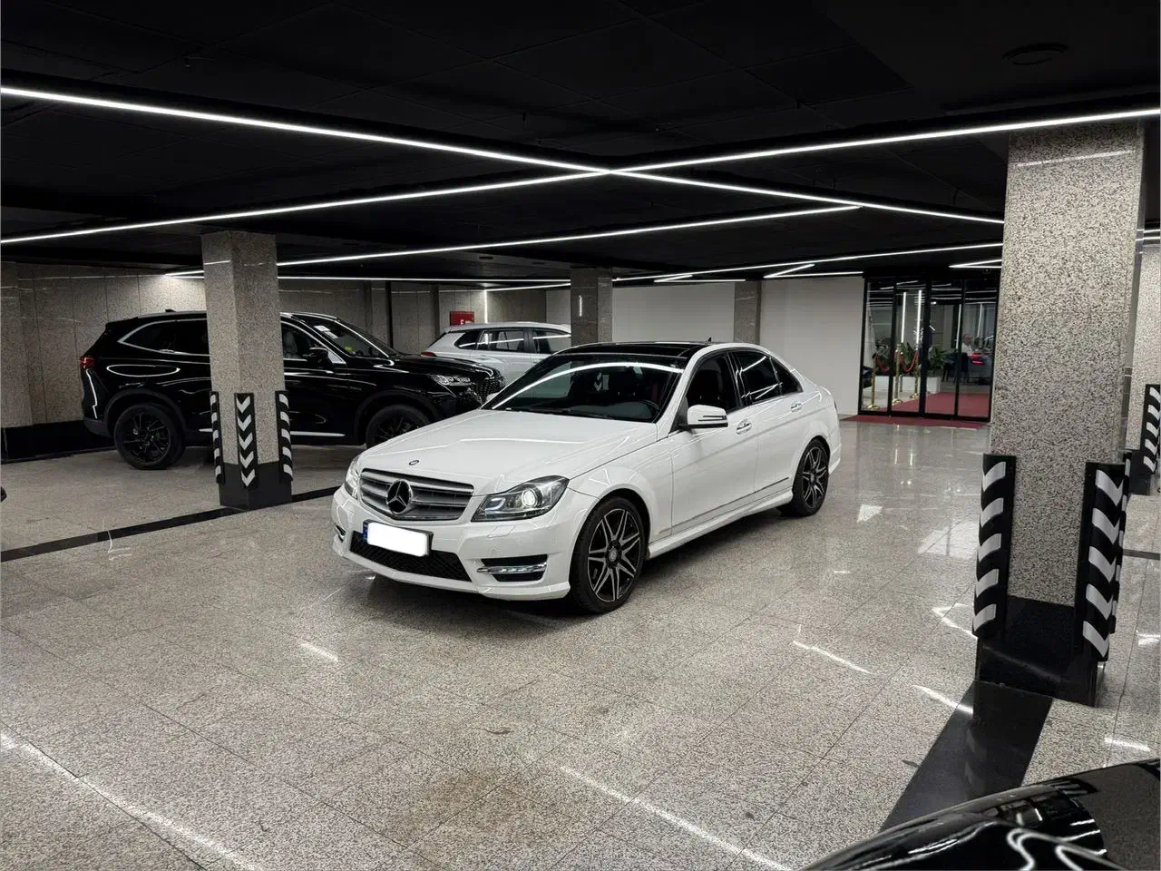 +c200 AMG مدل2014 بدون رنگ|خودرو سواری و وانت|تهران, ولنجک|دیوار