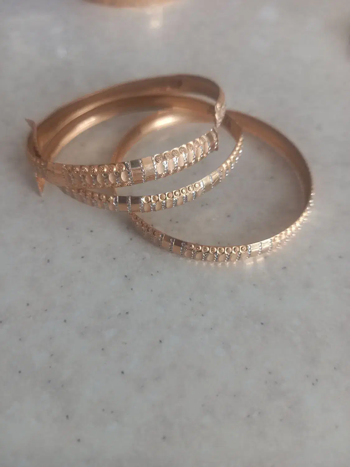 النگو تک پوش طرح ورساچ|جواهرات|ماهان, |دیوار