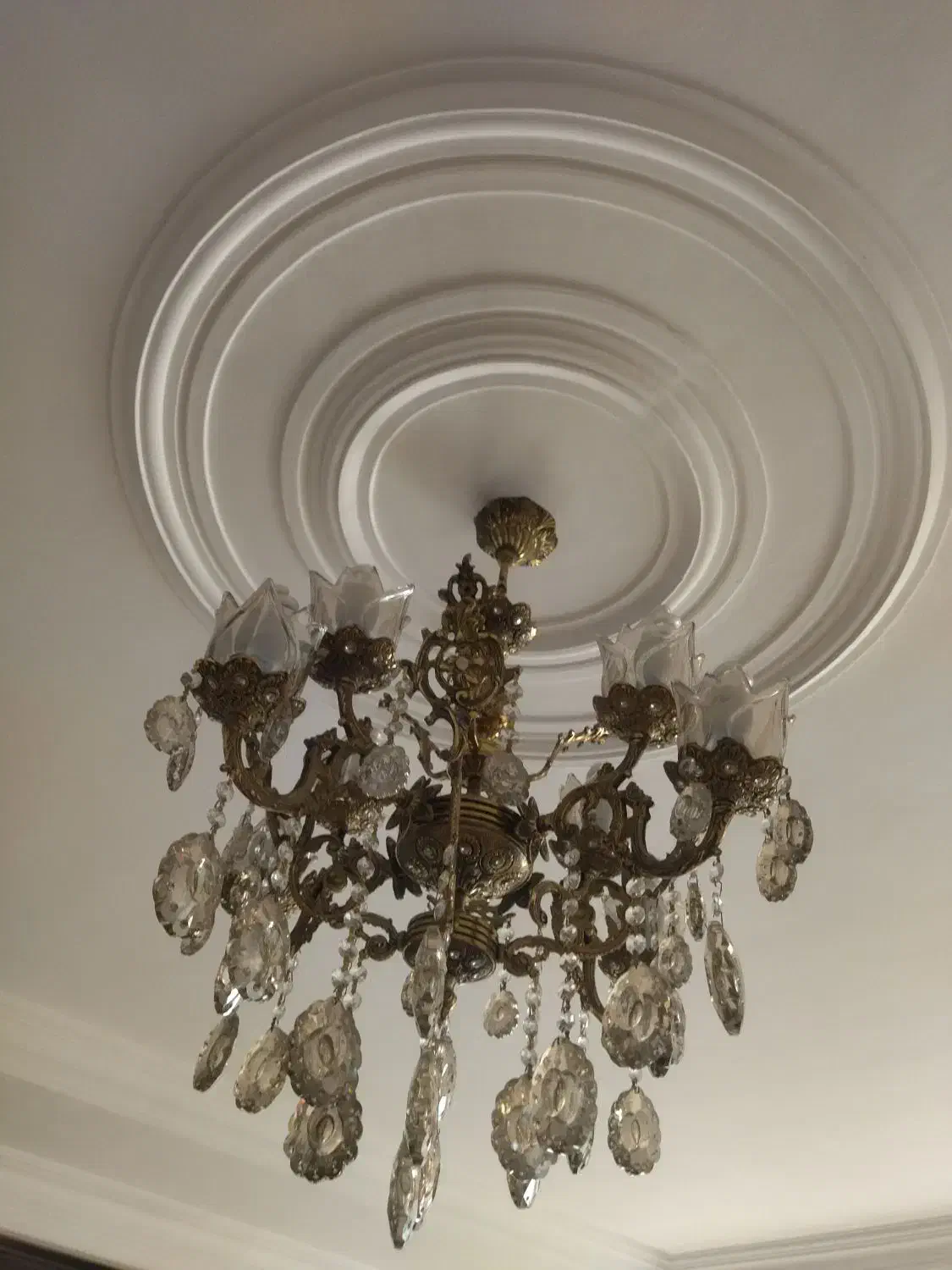 لوستر برنجی اصل ۴ شاخه ۸ شعله|لوستر و چراغ آویز|پاکدشت, پاکدشت (مامازند)|دیوار