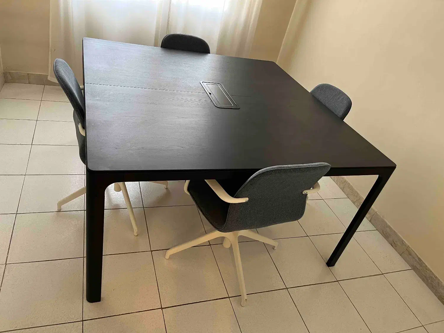 میز کنفرانس ایکیا IKEA BEKANT صندلی IKEA LANGFJALL|مبلمان اداری|تهران, جنت‌آباد مرکزی|دیوار