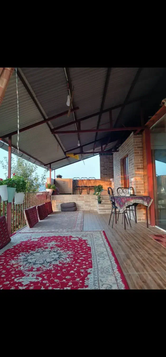 اجاره ویلا|اجارهٔ کوتاه‌مدت ویلا و باغ|ساری, |دیوار