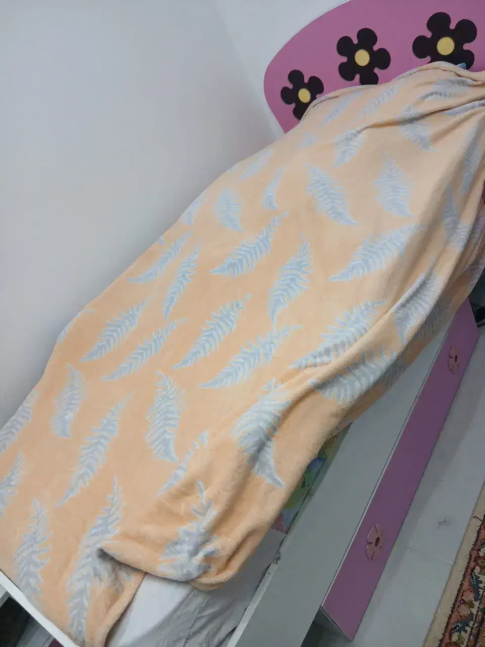 تختخواب نوجوان|تشک تختخواب|قم, باجک دو|دیوار