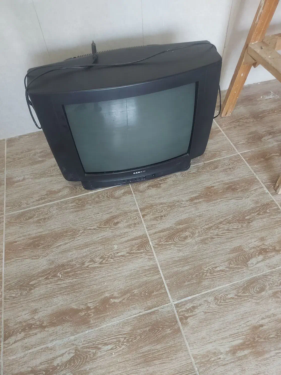 تلویزیون ۲۱ سامسونگ قیمت ۱۰۰۰۰۰۰|تلویزیون و پروژکتور|کرج, شهرک صدف|دیوار