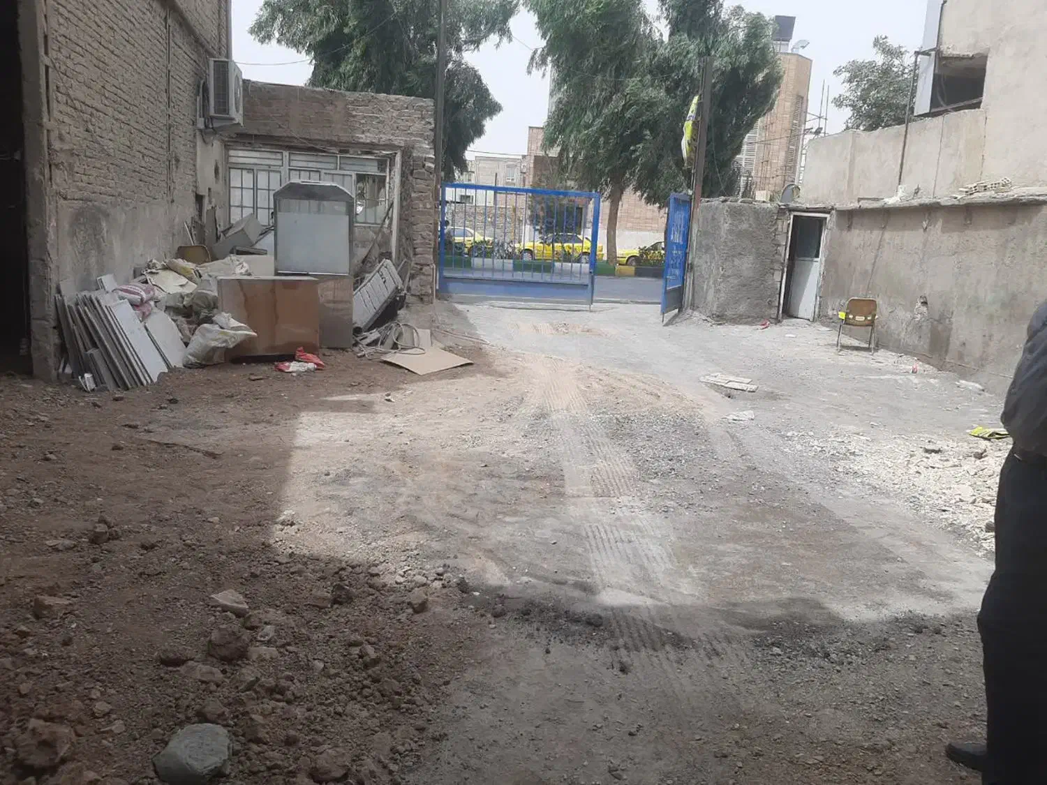 گاراژ|اجارهٔ مغازه و غرفه|قم, زند آباد|دیوار