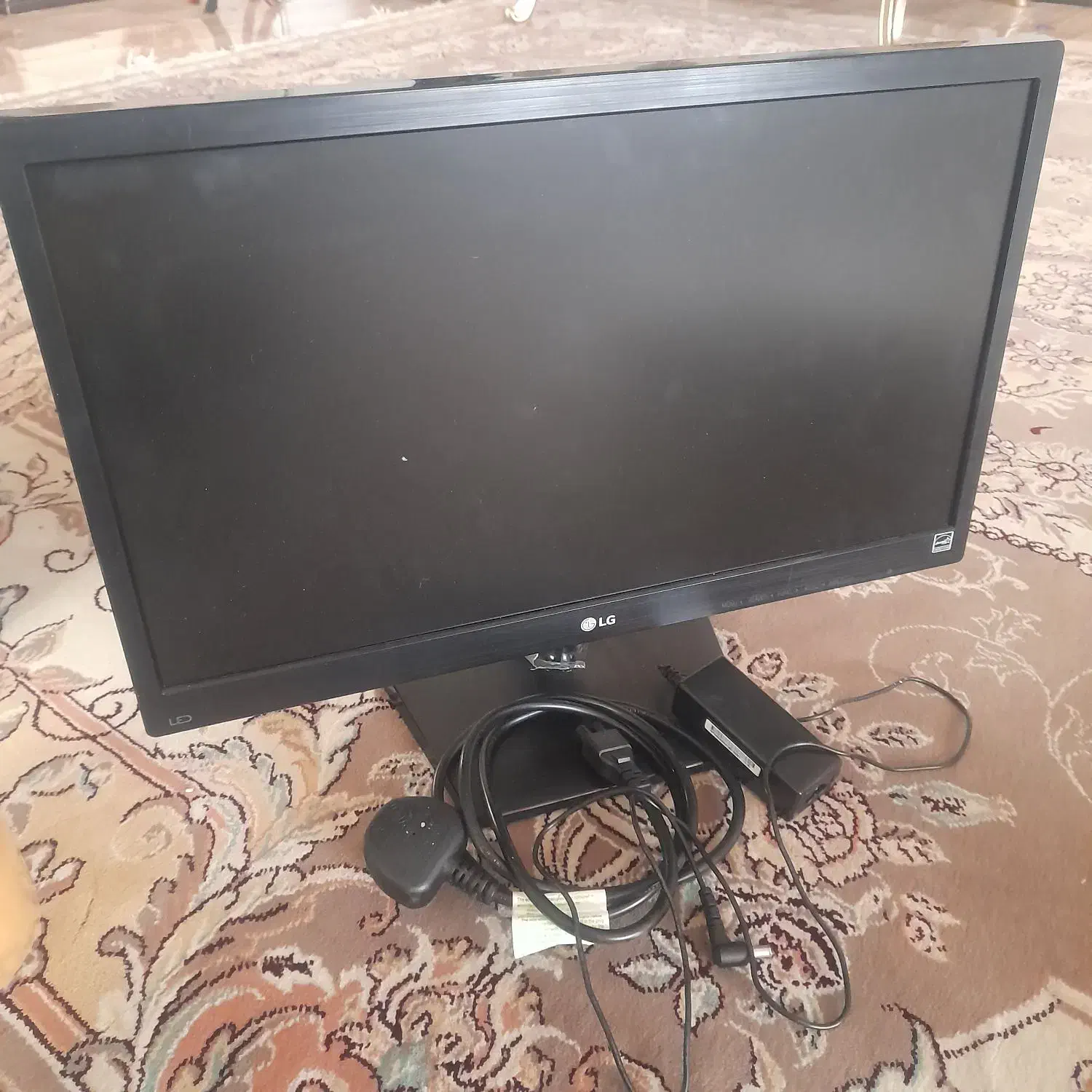 مانیتور کامپیوتر ال جی ۱۹/۵اینچی|قطعات و لوازم جانبی رایانه|نظرآباد, صالح آباد|دیوار