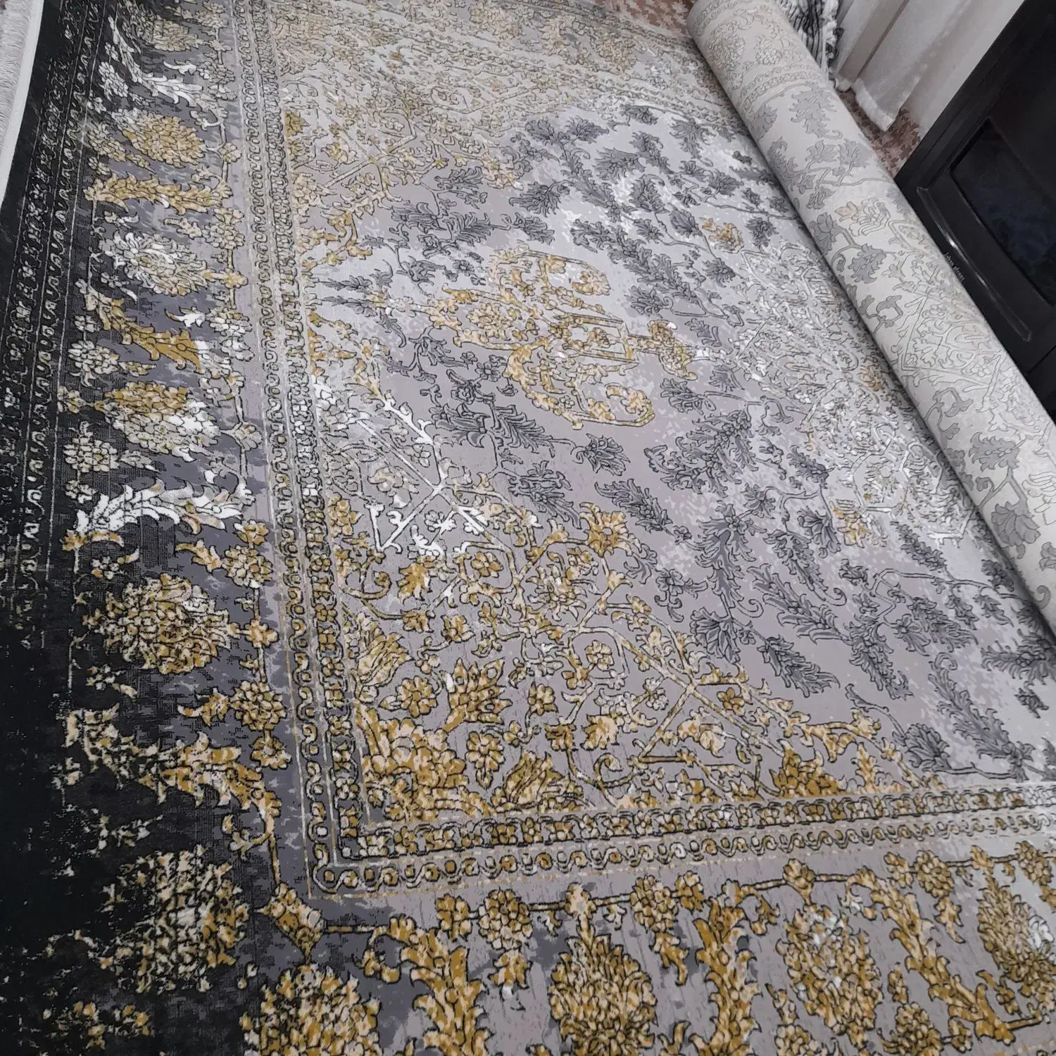 فرش ۱۲ متری جدید و نونو|فرش|مشکیندشت, |دیوار