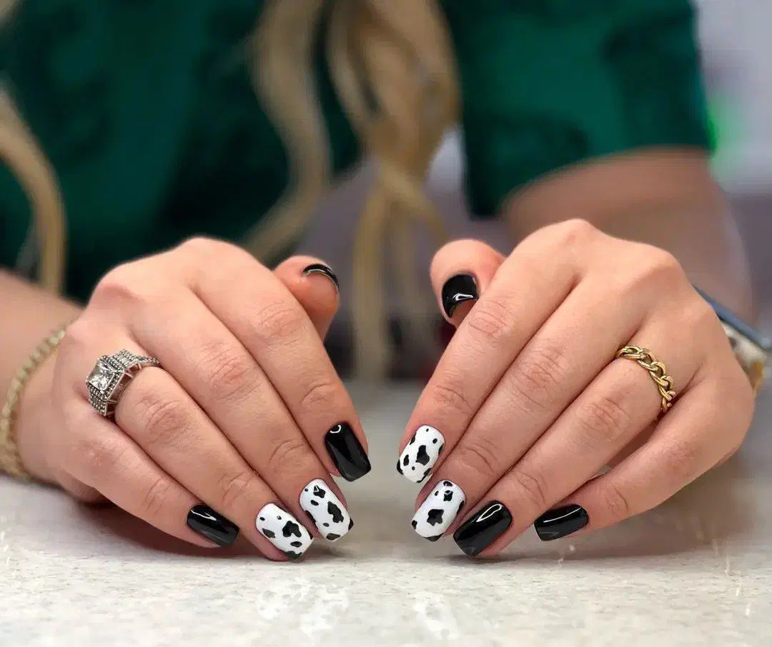 کاشت ناخن ب مدت محدود با طراحی رایگان 350|خدمات آرایشگری و زیبایی|مشهد, طبرسی شمالی|دیوار