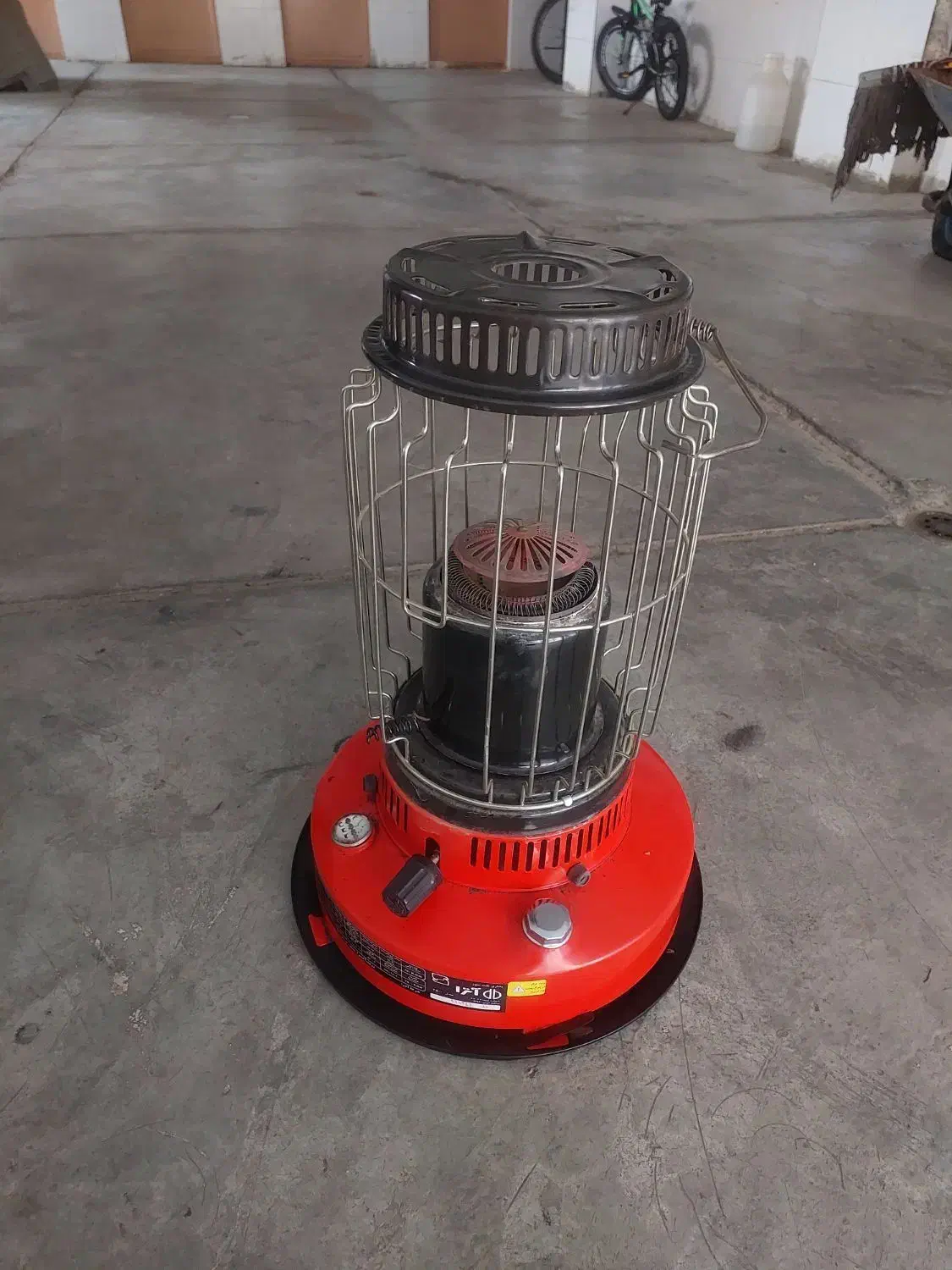 چراغ نفتی اترا|بخاری، هیتر، شومینه|ماکو, |دیوار