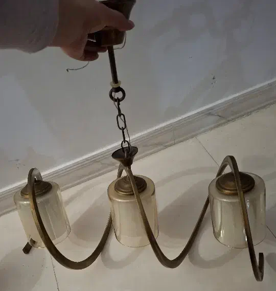 لوستر فنری 3 شاخه|لوستر و چراغ آویز|فردیس, شهرک هفده شهریور|دیوار