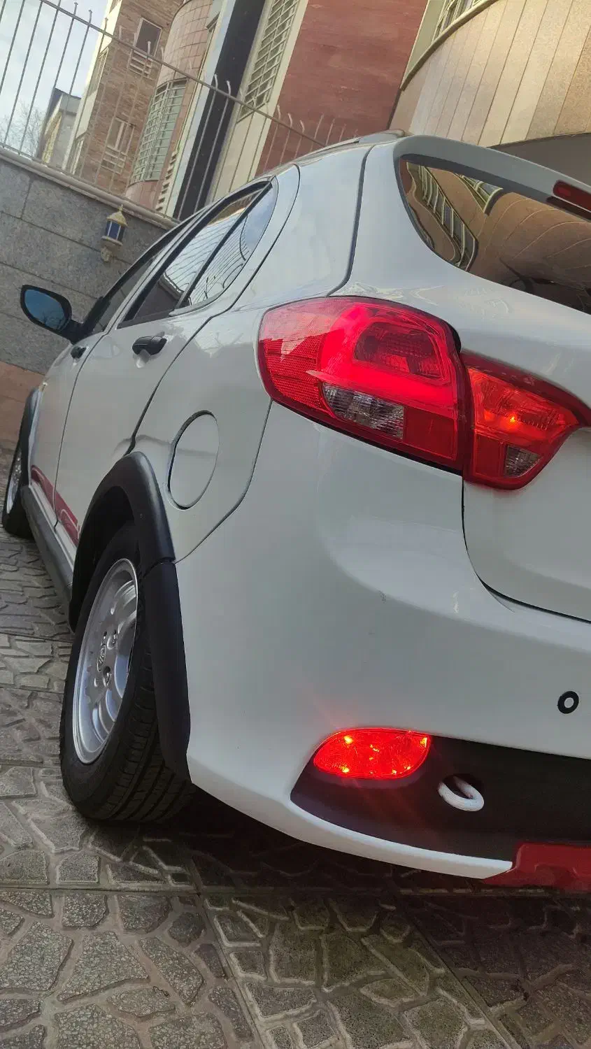 کوییک دنده ای R، مدل ۱۴۰۰|خودرو سواری و وانت|تهران, صادقیه|دیوار