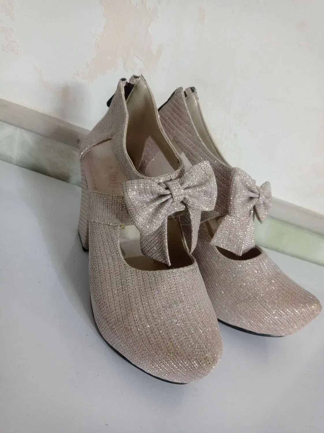 کفش مجلسی سایز ۳۸|کیف، کفش، کمربند|نیشابور, سرآب کوشک|دیوار