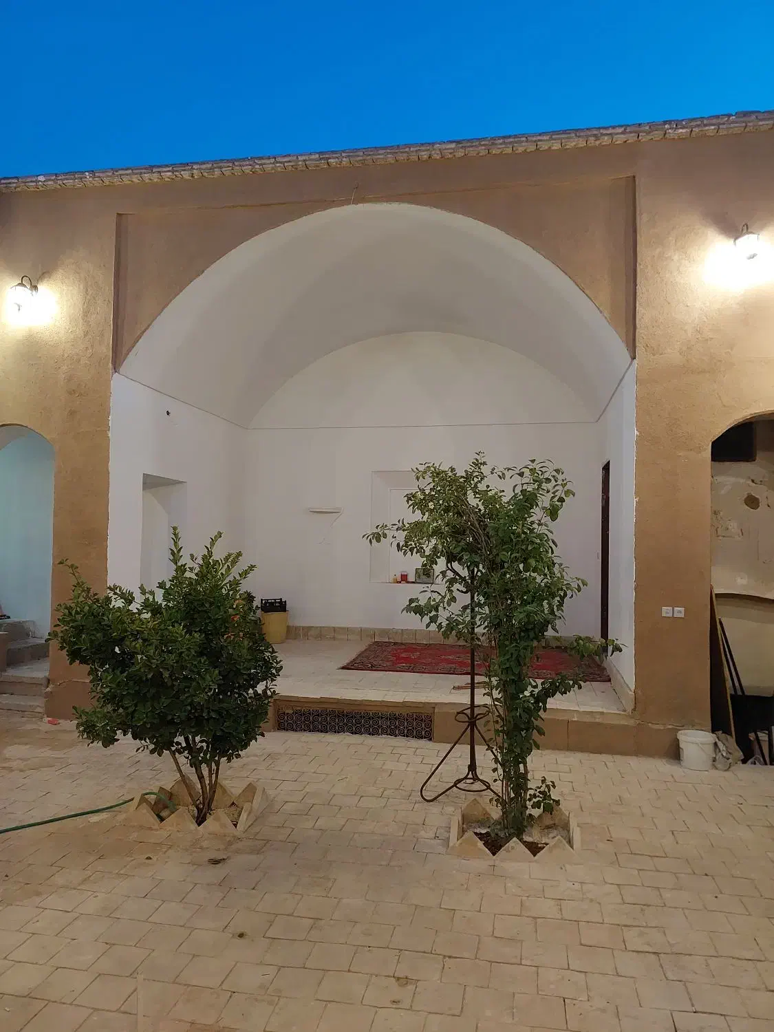 سوئیت همکف بیمارستان گودرز|اجارهٔ کوتاه‌مدت آپارتمان و سوئیت|یزد, |دیوار