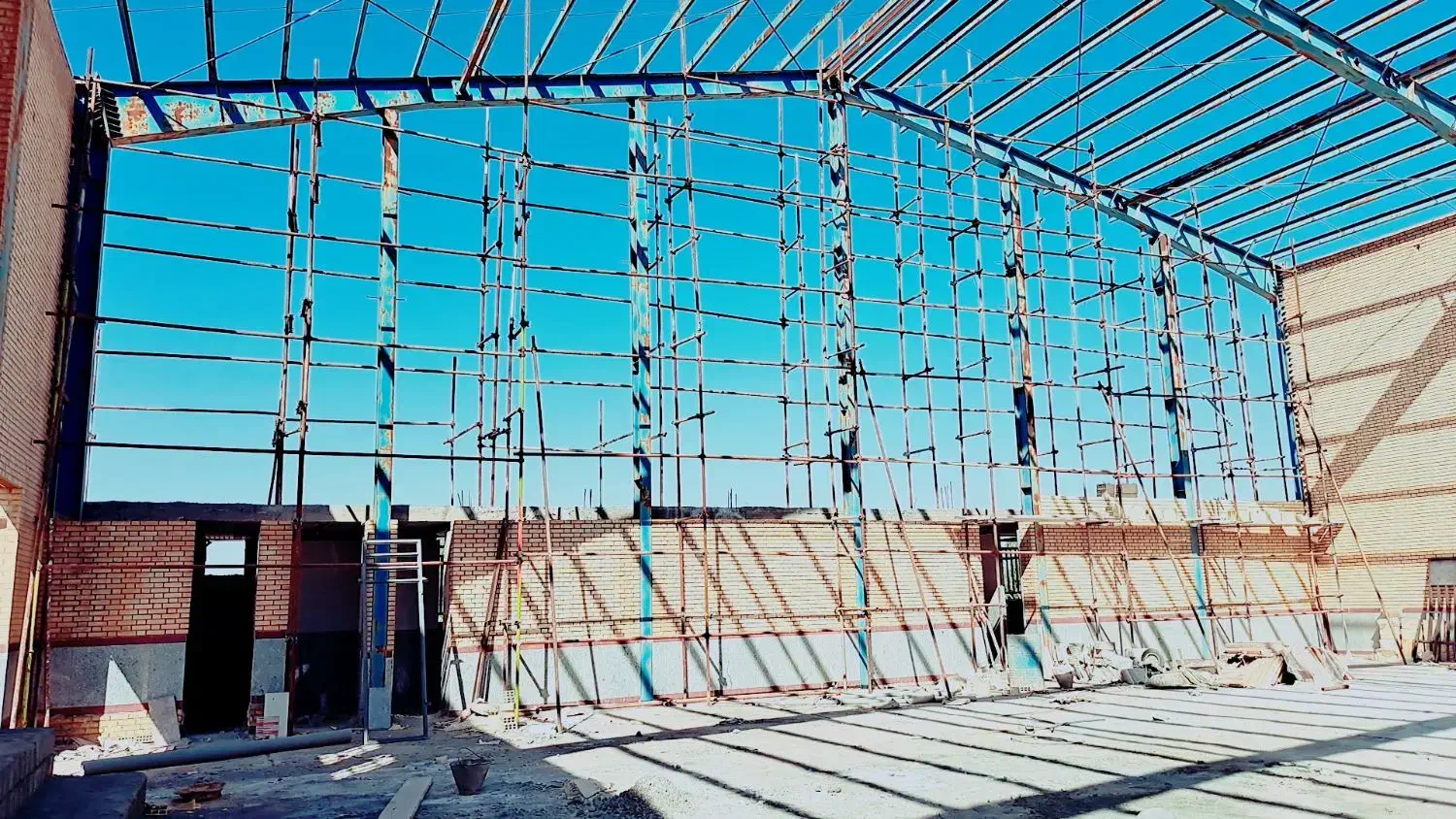 داربست فلزی ورنگامیزی بلابرکلایمروایزگام|خدمات پیشه و مهارت|بندر امام خمینی, |دیوار