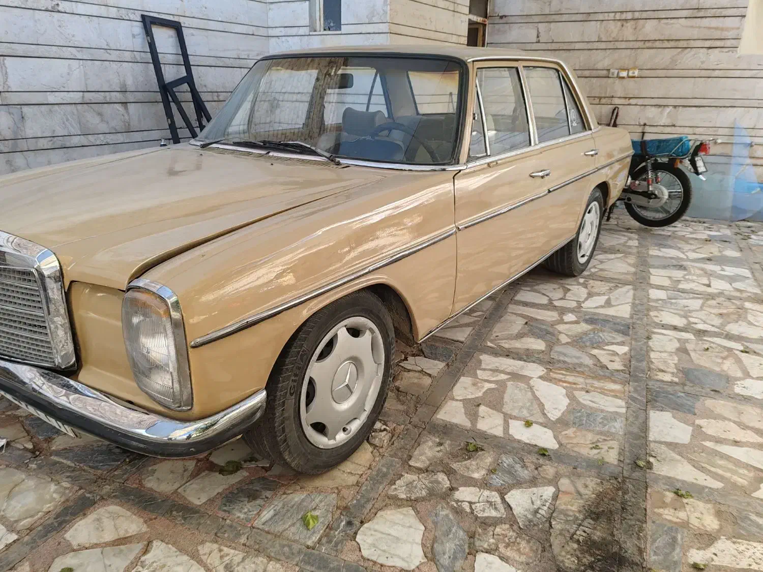 بنز معماری 220|خودرو کلاسیک|قم, نیروگاه|دیوار