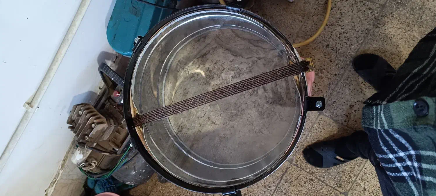 طبل پوستی|درام و پرکاشن|اردبیل, |دیوار