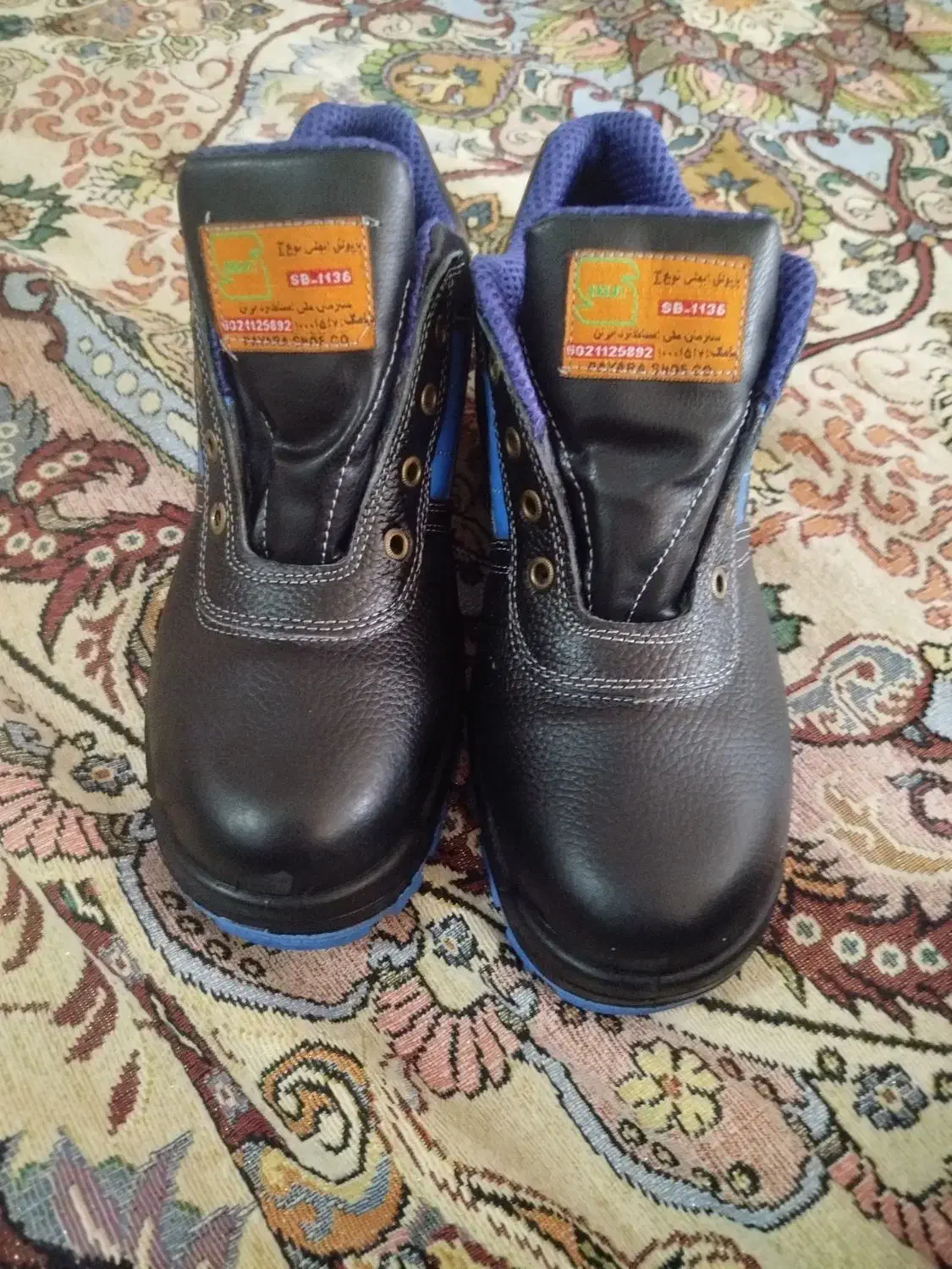 کفش کار (ایمنی)|کیف، کفش، کمربند|پارسآباد, |دیوار