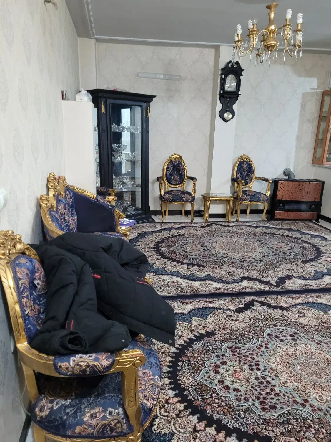 ۵۰ متر اجاره نورگیر و خوش نقشه|اجارهٔ آپارتمان|تهران, شهرک فردوس (حسینی)|دیوار