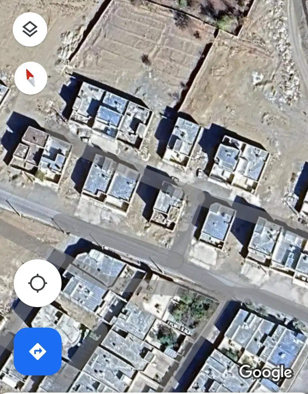 ۲۰۱ متر درب از حیاط حکیم سنایی|فروش زمین و ملک کلنگی|آباده, |دیوار