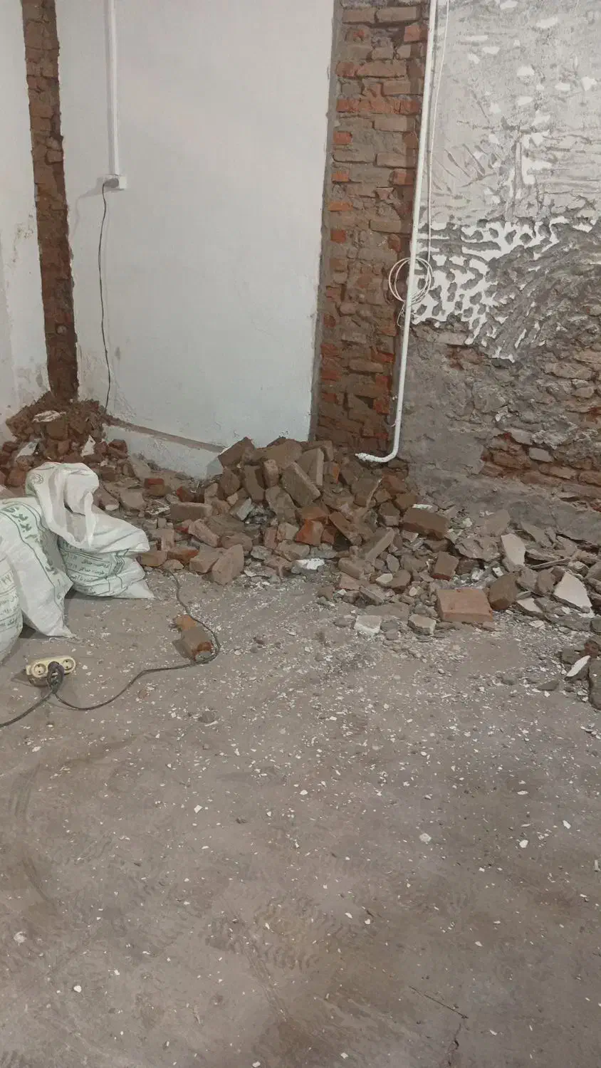 تخریب داخلی بیرونی|خدمات پیشه و مهارت|رشت, کوی حسینی|دیوار