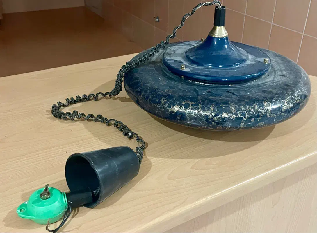 چراغ آویز بشقابی بزرگ|لوستر و چراغ آویز|یزد, |دیوار