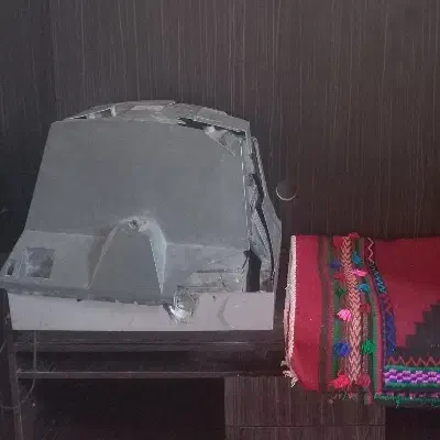 میز تلویزیون، قالیچه، تلویزیون|تلویزیون و پروژکتور|زاهدان, |دیوار