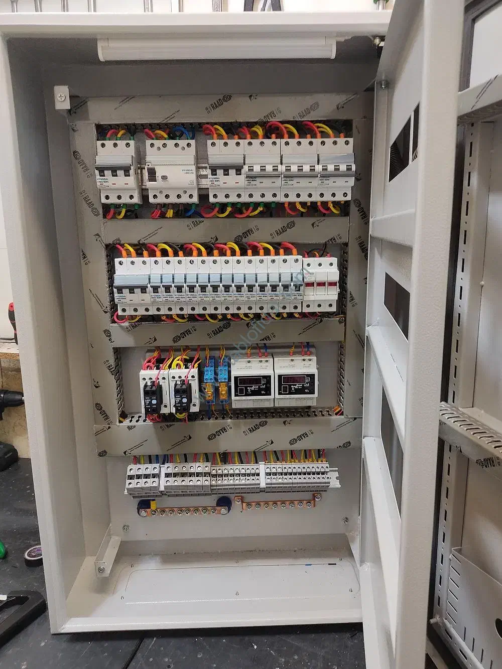 برق کار صنعتی PLC برقکار ساختمانی تابلو برق|خدمات پیشه و مهارت|کرج, شهرک شیخ سعدی|دیوار