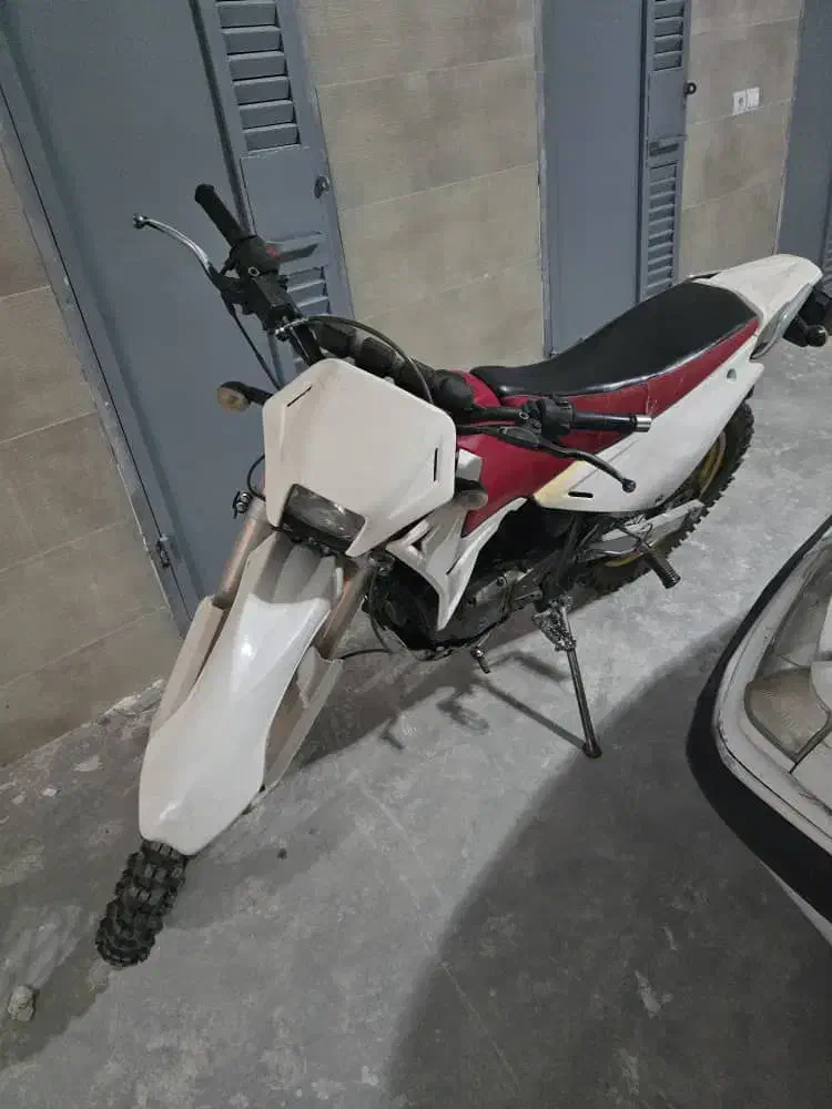 موتور تریل روان ۲۰۰|موتورسیکلت|سیرجان, |دیوار