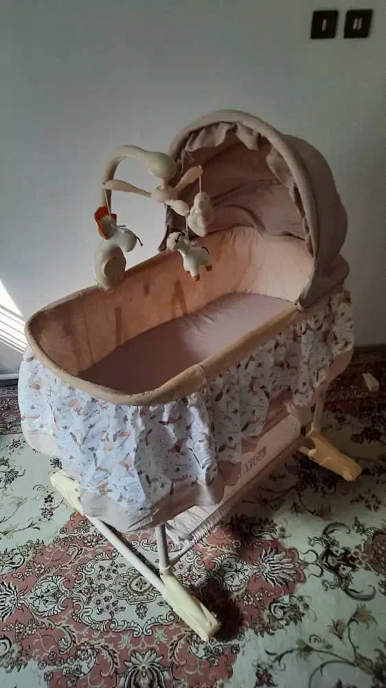 گهواره نوزاد|اسباب و اثاث بچه|لاهیجان, گلستان|دیوار