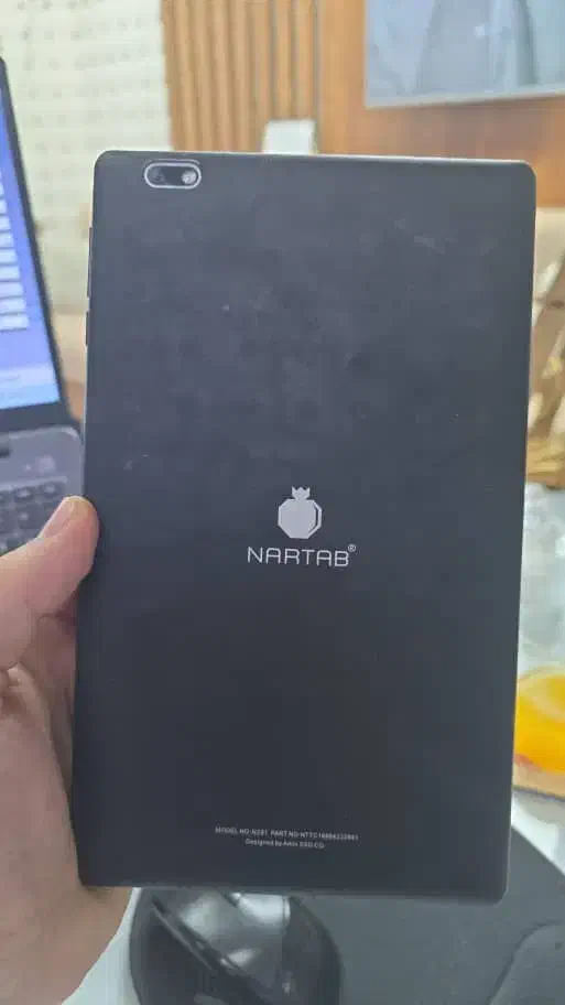 تبلت نارتب|تبلت|انزل, |دیوار