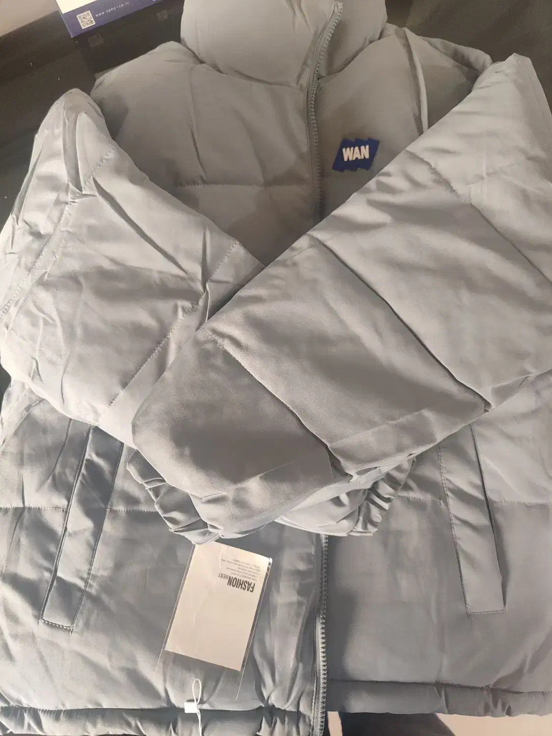 کاپشن|لباس|مشهد, فتح المبین|دیوار