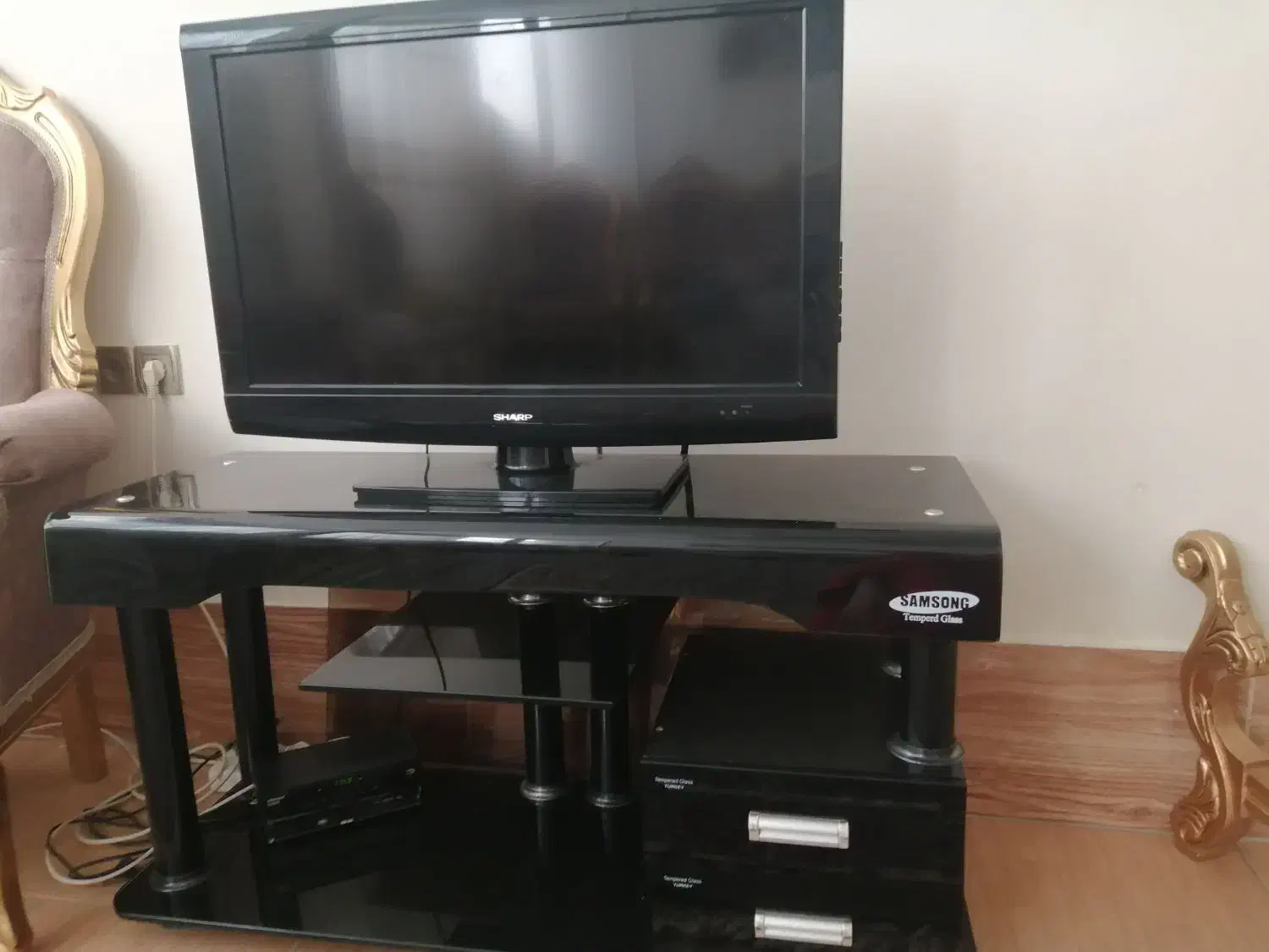 تلویزیون و میز تلویزیون|میز تلویزیون|مشهد, نوید|دیوار