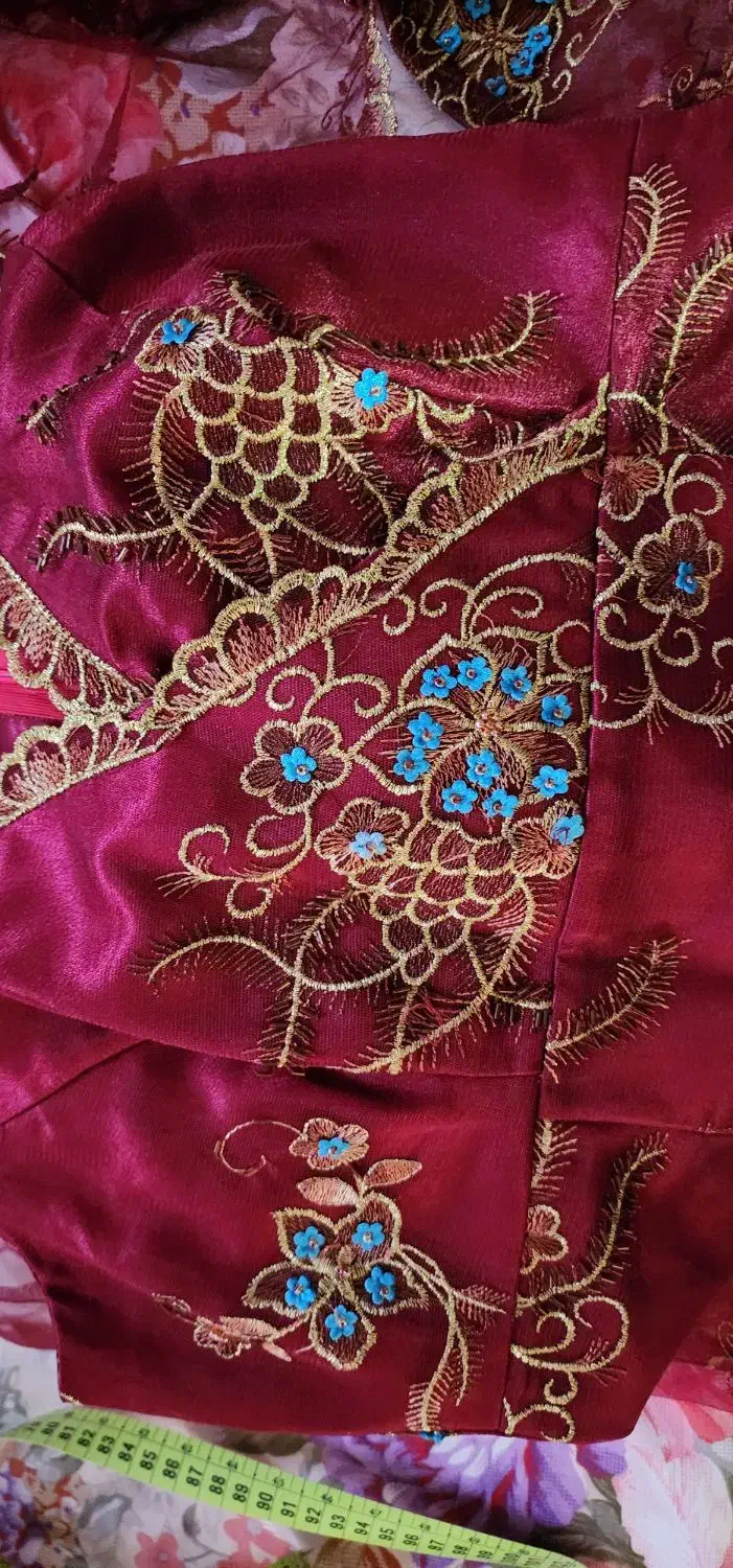 دو دست لباس مجلسی نو|لباس|قم, بنیاد|دیوار