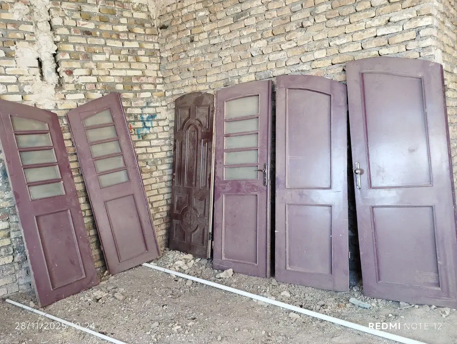 درب چوبی و وسایل پیکان وانت|قطعات یدکی و لوازم جانبی|تربت جام, میان جام|دیوار