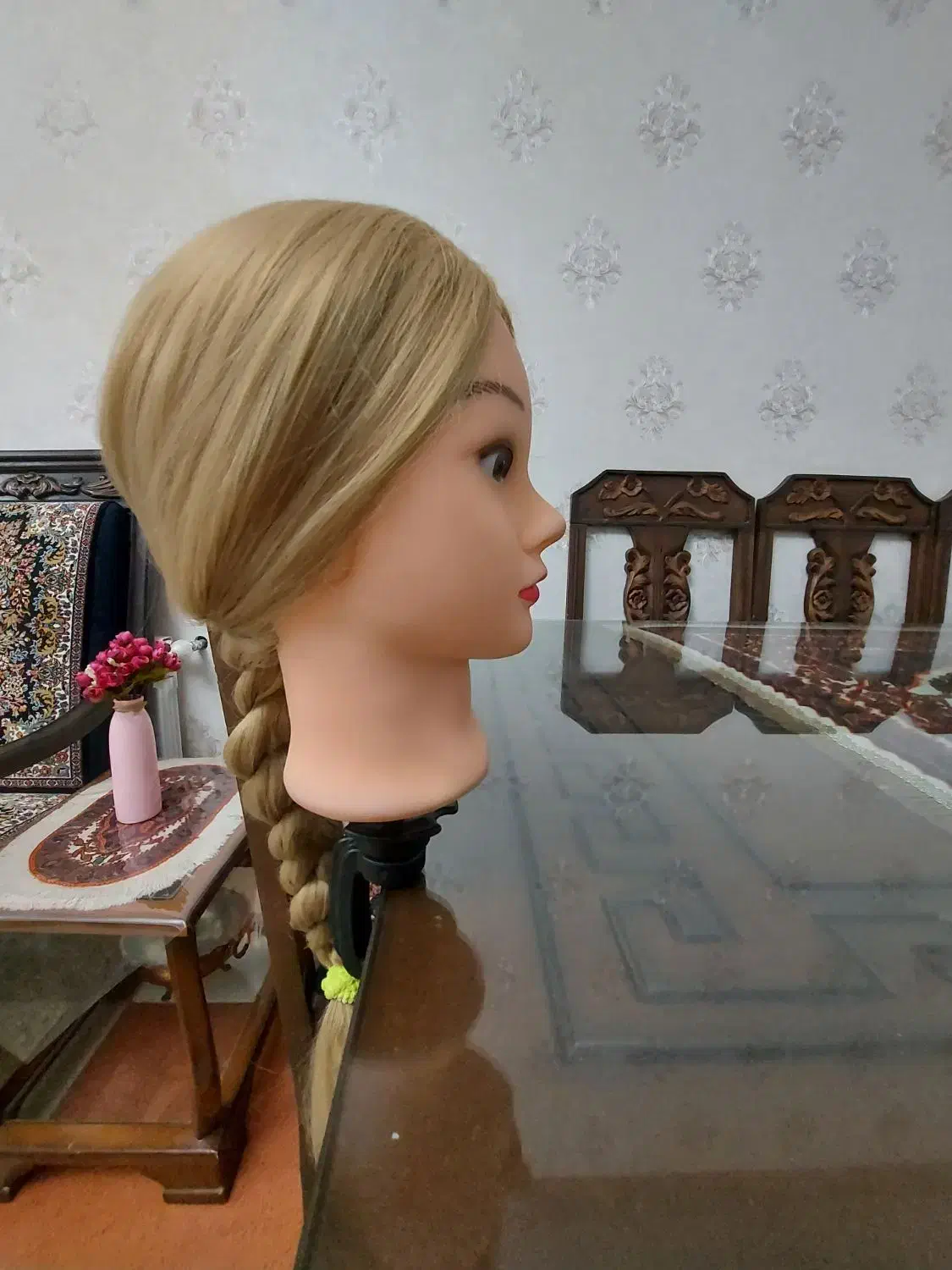 کله مانکن|آرایشگاه و سالن‌های زیبایی|کرمان, |دیوار