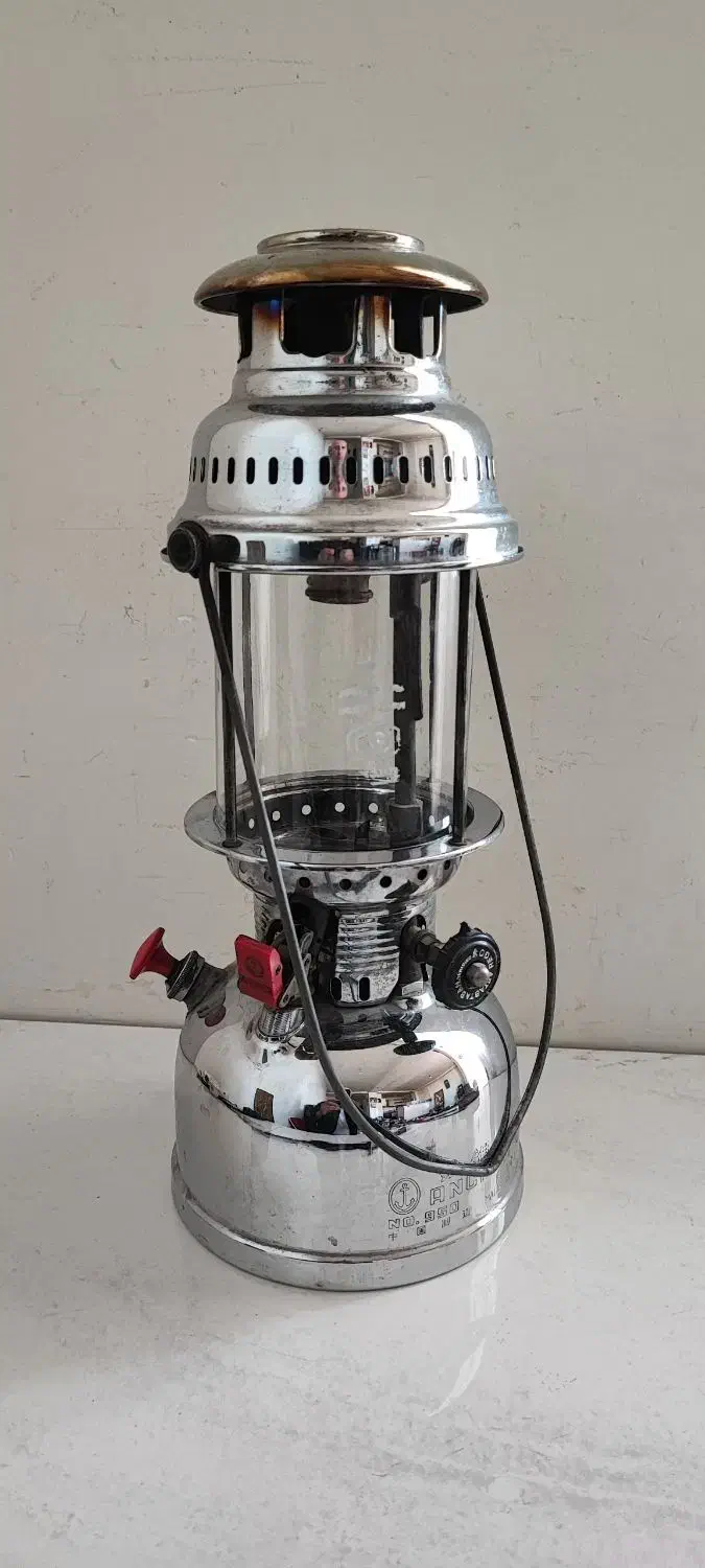 چراغ توری چراغ نفتی چراغ زنبوری انگلیسی آلمانی|کلکسیون اشیاء عتیقه|یزد, |دیوار