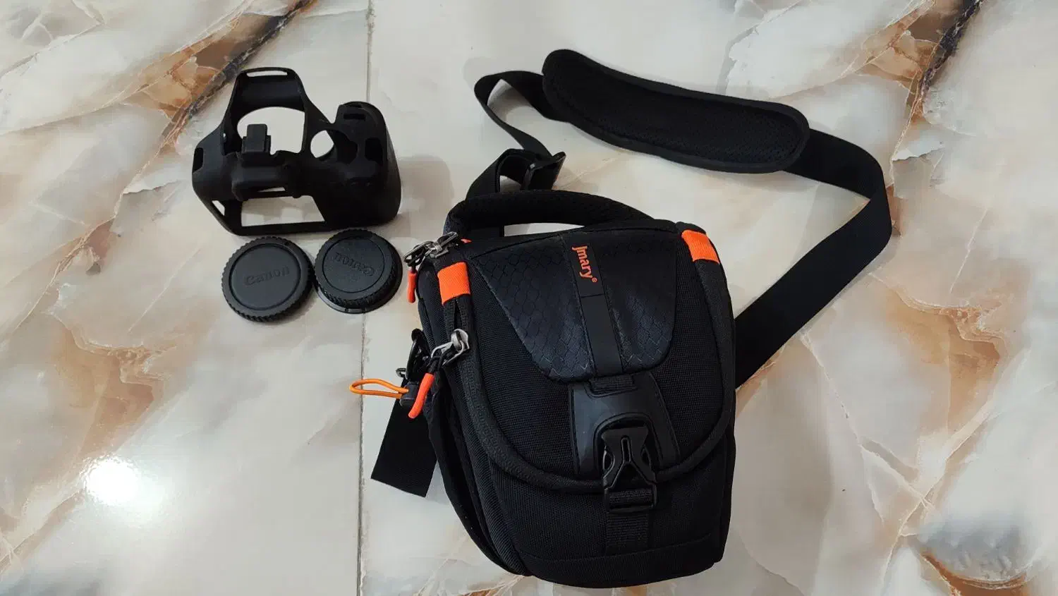 کنون 1300D|دوربین عکاسی و فیلم‌برداری|رشت, جانبازان|دیوار