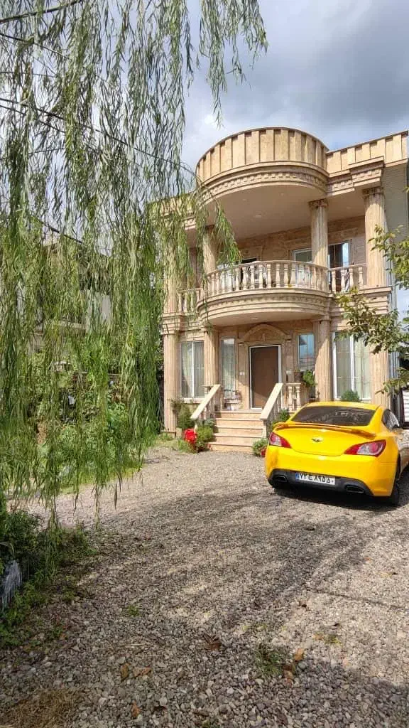 اجاره ویلا استخر دار رو به شالیزار 058|اجارهٔ کوتاهمدت ویلا و باغ|شفت, |دیوار