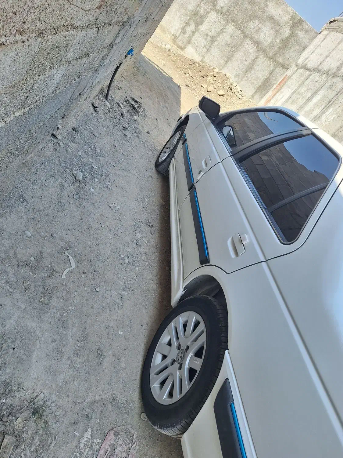 پژوپارس ۱۴۰۱ نیمه سفارشی|خودرو سواری و وانت|میناب, |دیوار