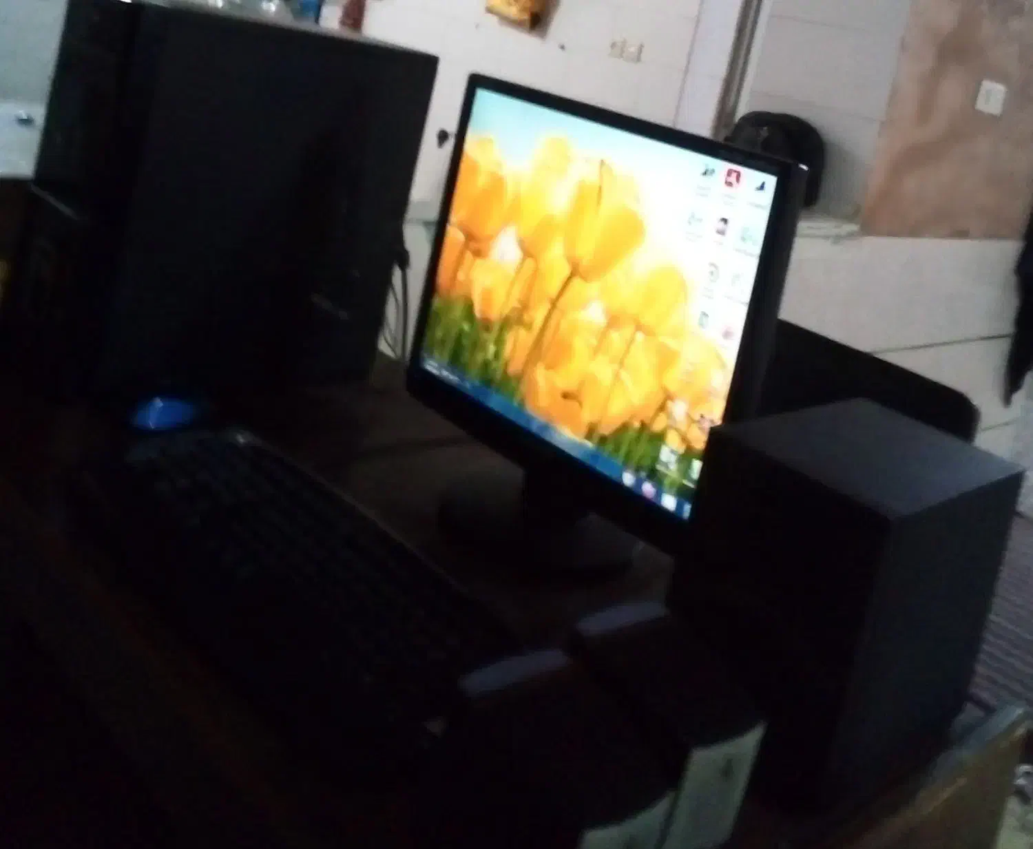 کامپیوتر|رایانه رومیزی|بهمن صغاد, |دیوار