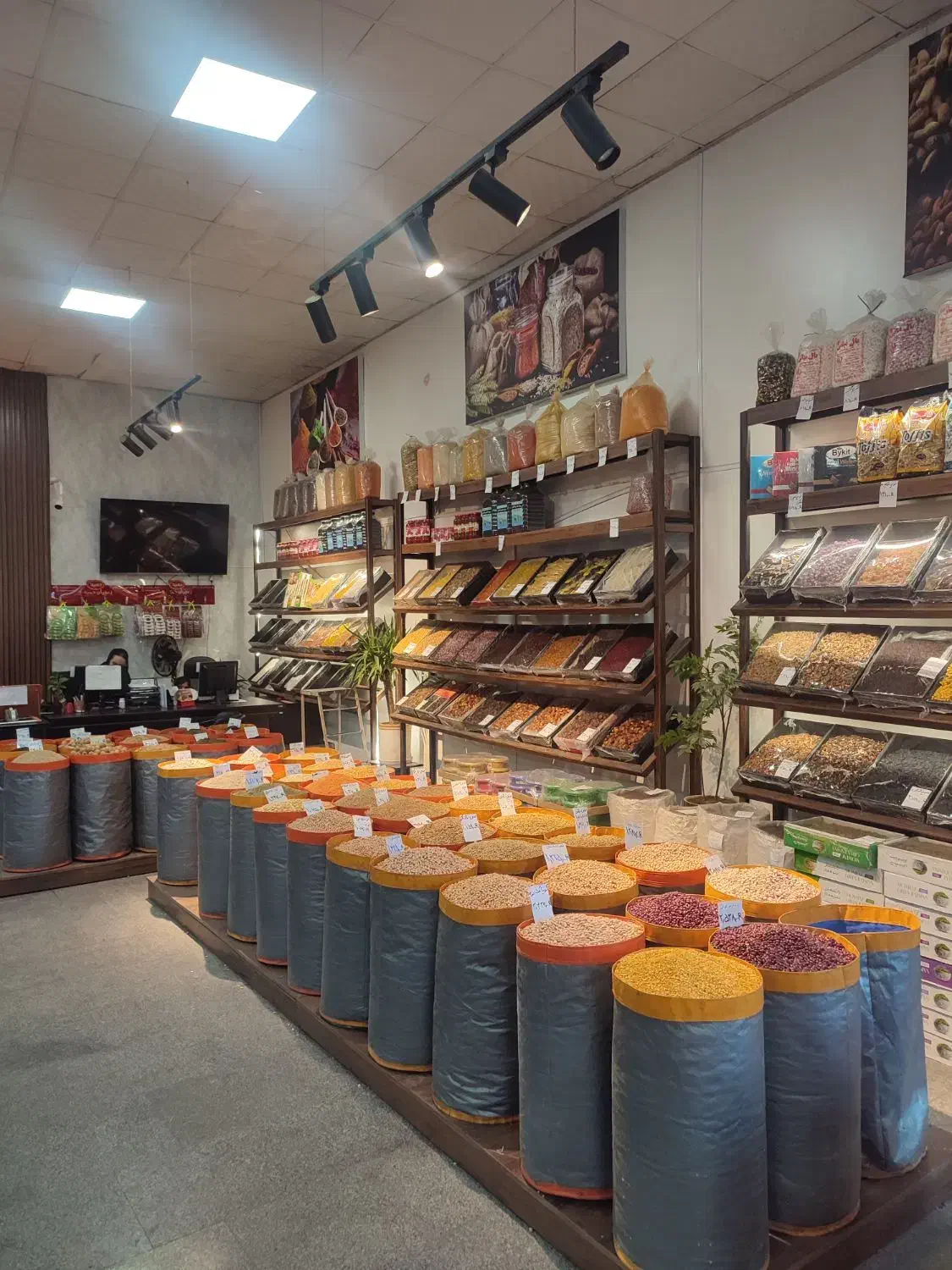 پخش انواع ادویه|عمده‌فروشی|کرج, میدان میوه و تره بار مرکزی|دیوار