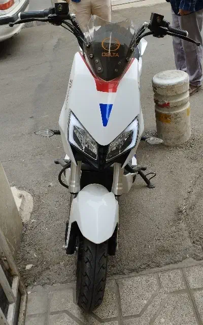 موتور برقی 1401. 2 هزارتا کار باتری هانو فروش فوری|موتورسیکلت|مشهد, امیریه|دیوار