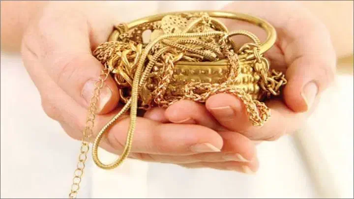 یک لنگه گوشواره طلا گمشده|جواهرات|ارومیه, |دیوار