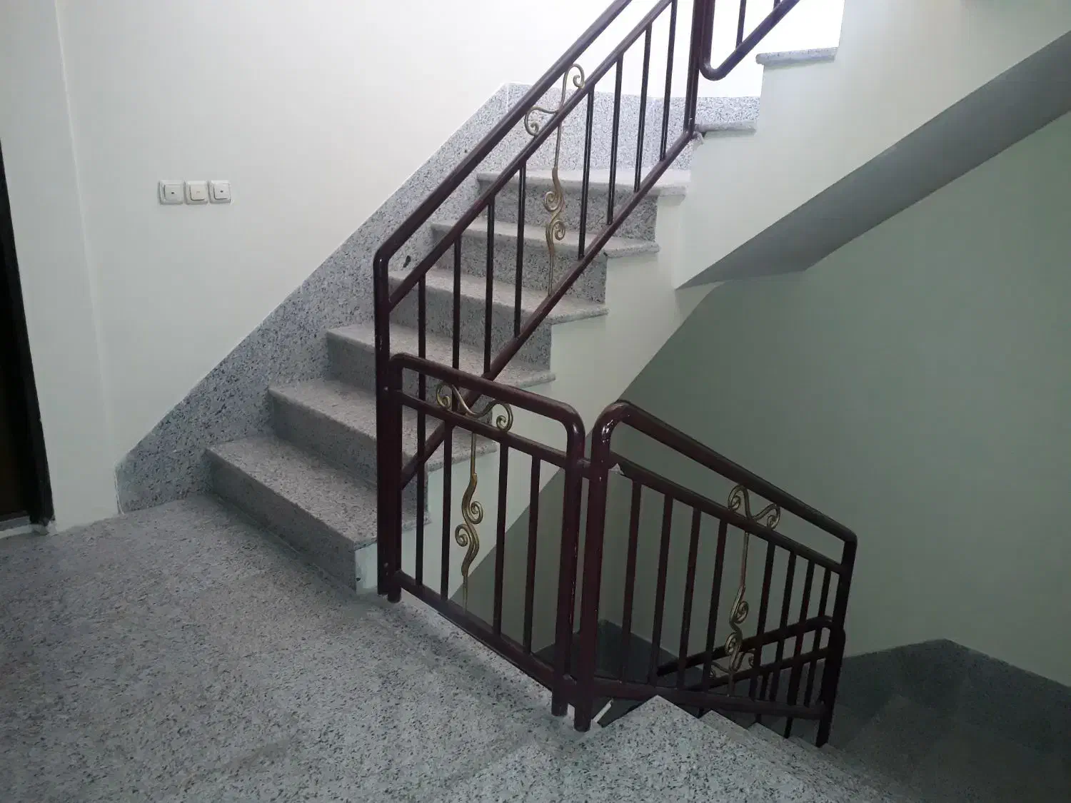 فروش یا معاوضه اپارتمان ۳ خواب با ویلایی|فروش آپارتمان|اصفهان, پارک سلمان فارسی|دیوار