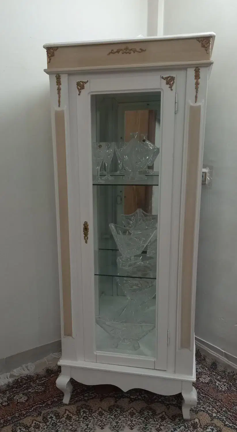 بوفه در حد. اینه شمعدون نو|بوفه، ویترین، کنسول|بایک, |دیوار