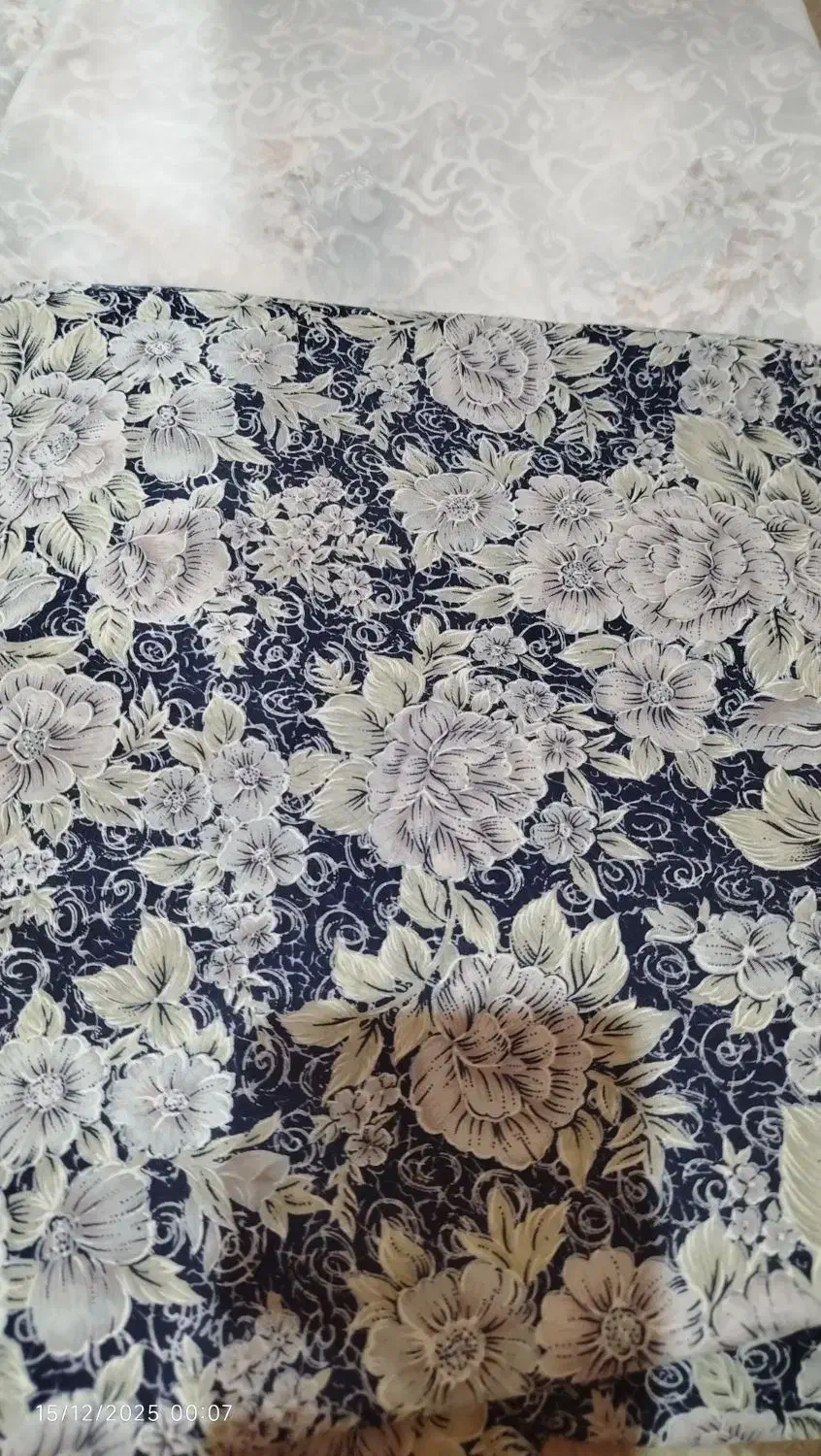 چادر نماز|لباس|شاهینشهر, دهخدا|دیوار