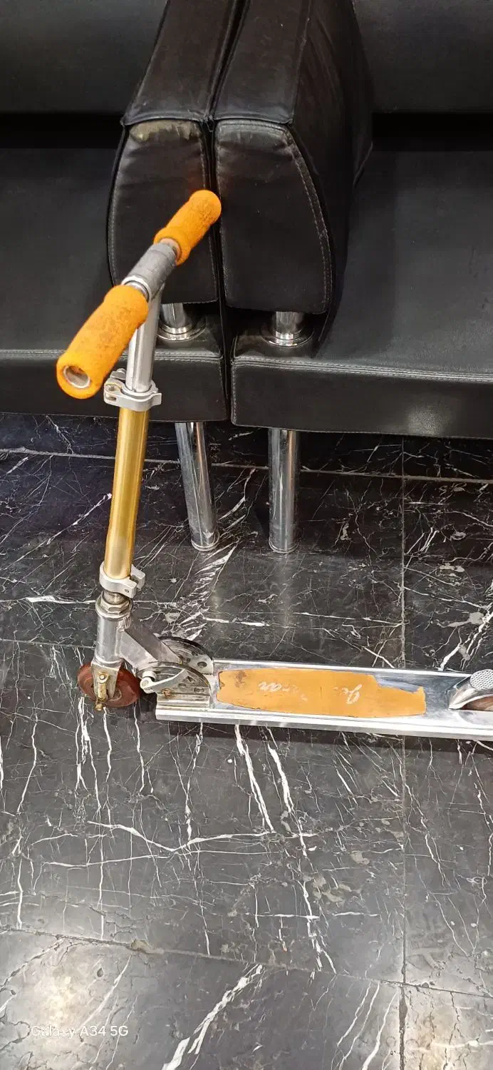 اسکوتر|دوچرخه، اسکیت، اسکوتر|لنگرود, |دیوار